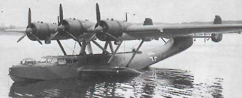 Landung der Dornier DO 24 in Klosterneuburg - Organisator war die Motorflugunion Klosterneuburg unter der Leitung von Gustav Z. Holdosi