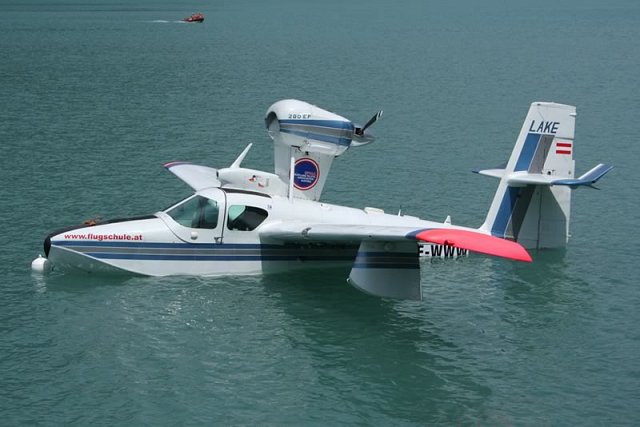 Motorflugunion Klosterneuburg, Scalaria Air Challenge, Lake LA4-200EP, OE-WWW