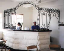 Malta, Empfang, Clubausflug Motorflugunion Klosterneuburg, 2001, Flugschule