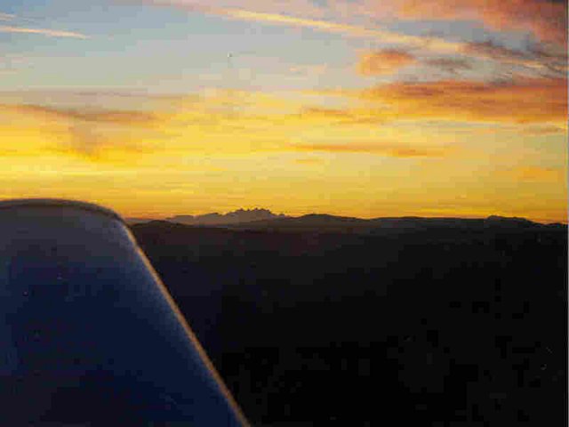 Motorflugunion Klosterneuburg, Nachtsichtflugausbildung, N-VFR Kurs in Maribor 2000